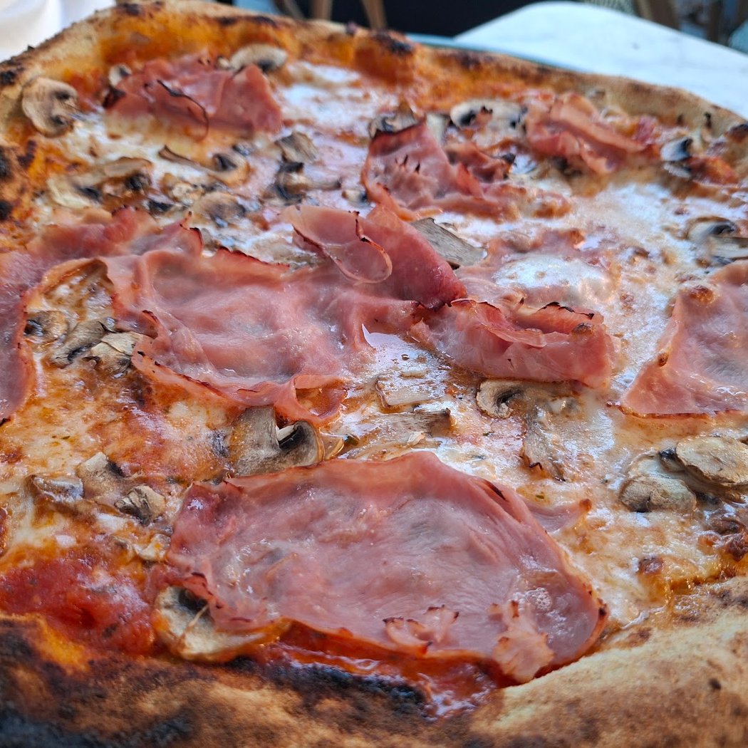 Pasta Oro Boulogne | Ristorante Pizzeria Italiano 1